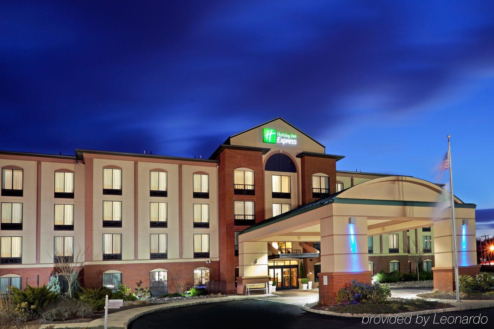 Fairfield Inn & Suites By Marriott Bridgewater Branchburg/Somerville Екстер'єр фото